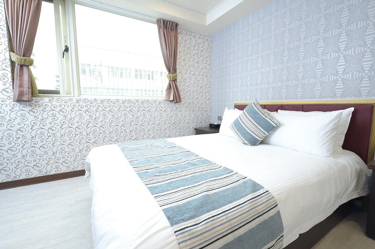 Hosin Hotel Тайджун Екстериор снимка
