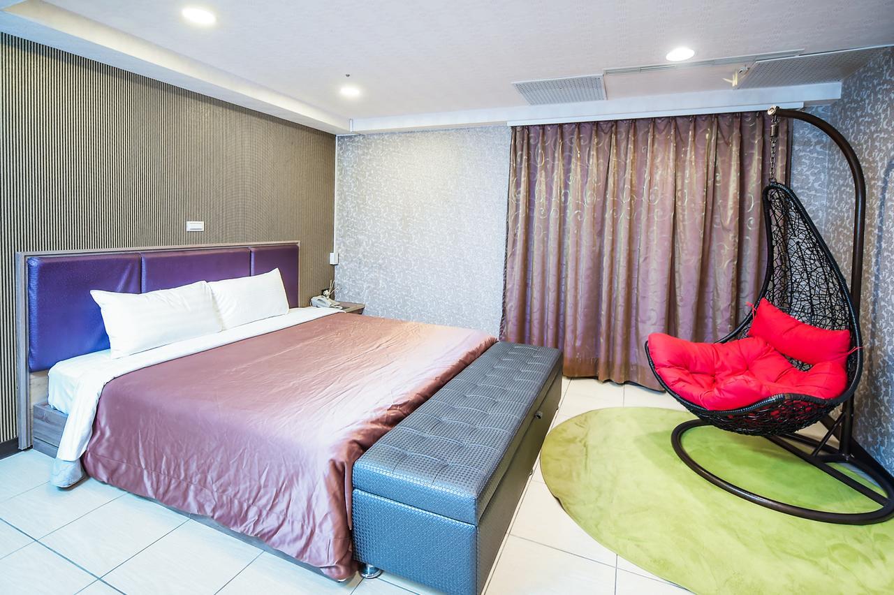 Hosin Hotel Тайджун Екстериор снимка