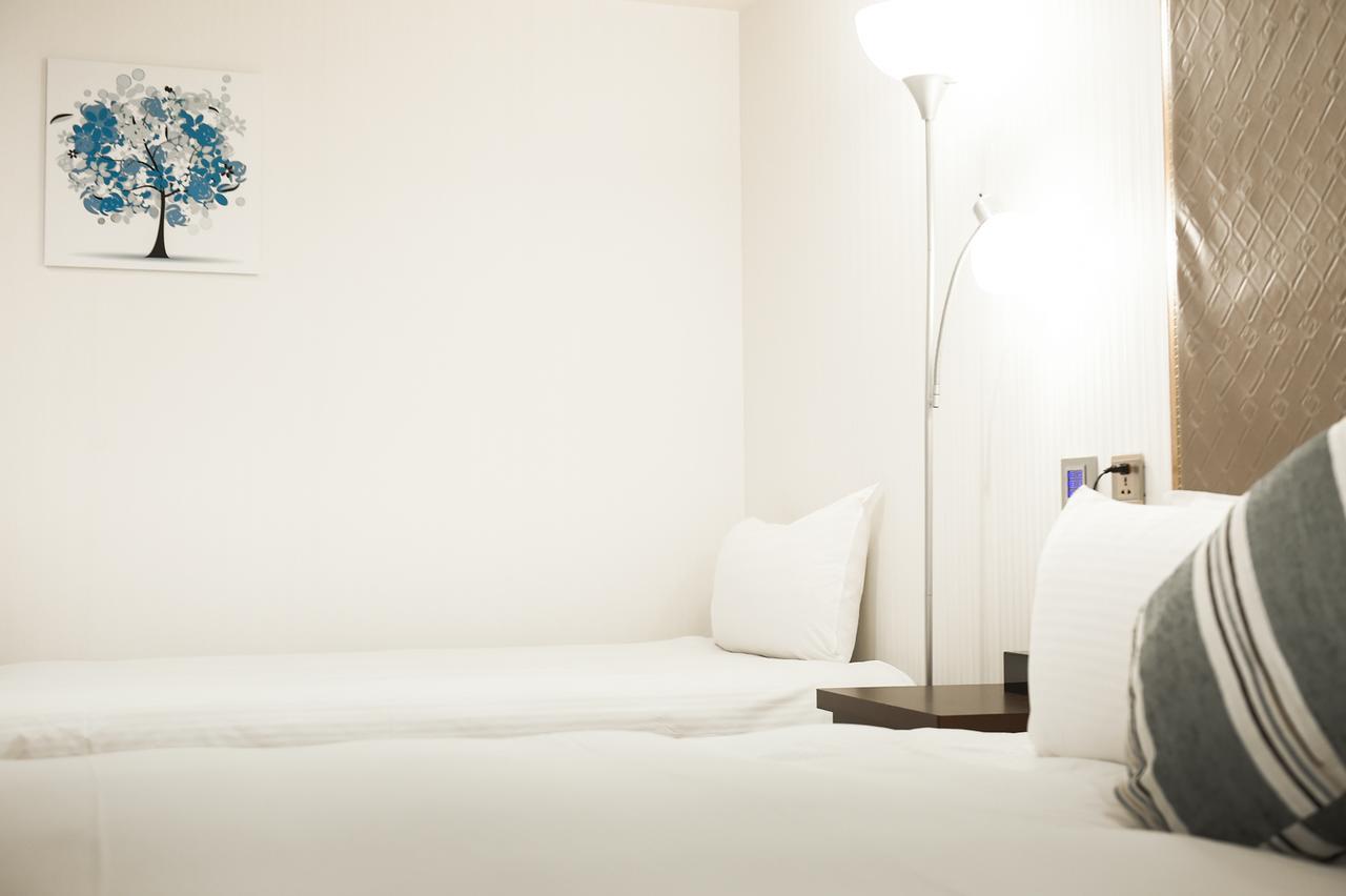 Hosin Hotel Тайджун Екстериор снимка